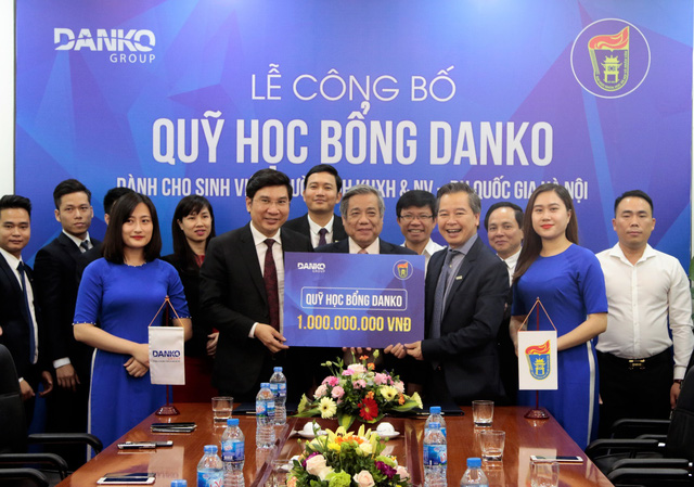  Danko Group công bố Quỹ học bổng trị giá 1 tỷ đồng dành cho SV trường ĐH KHXH&NV - ĐH Quốc gia Hà Nội 