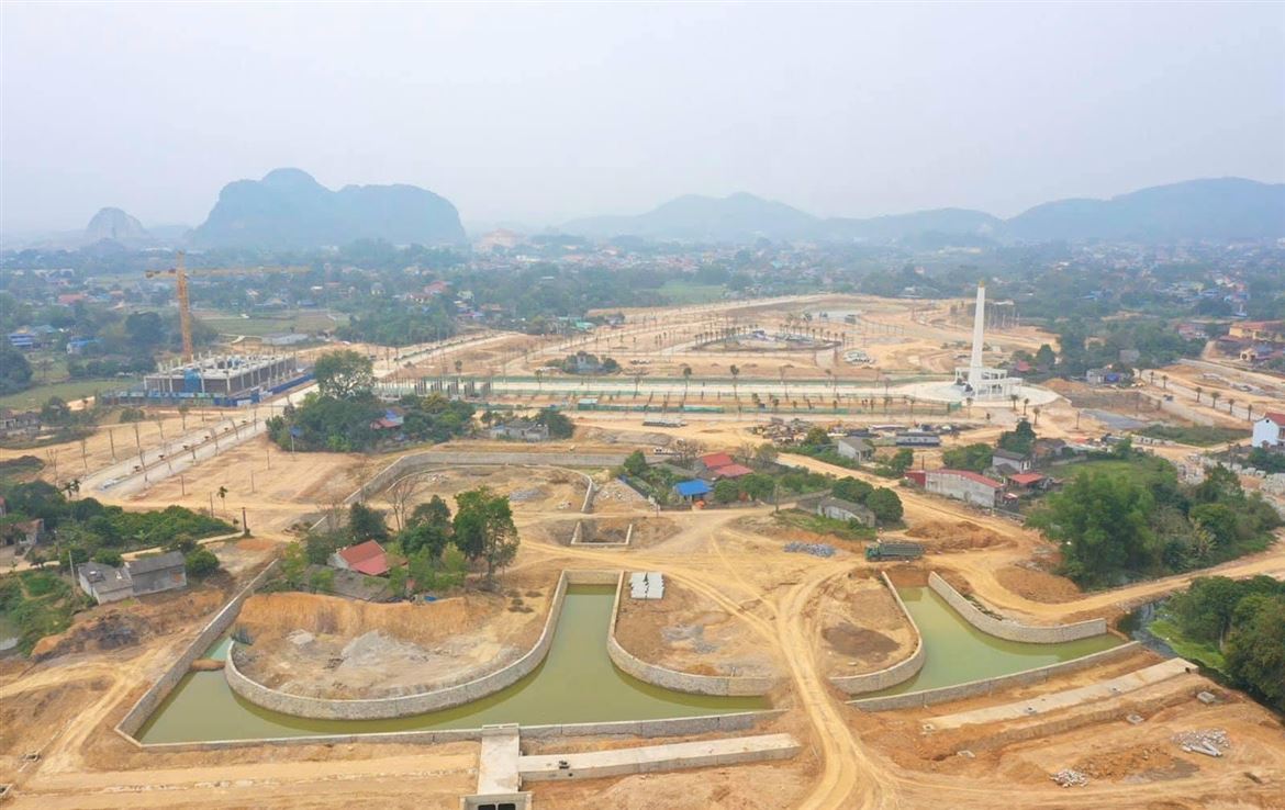 Nhà đầu tư bỏ vàng, sang chứng khoán, bất động sản