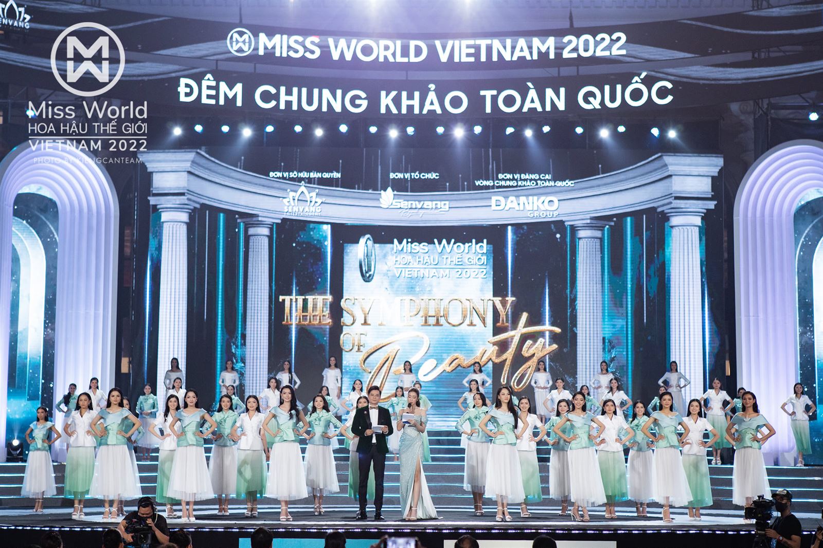 Tiết mục đồng diễn - Đêm chung khảo Miss World Vietnam 2022