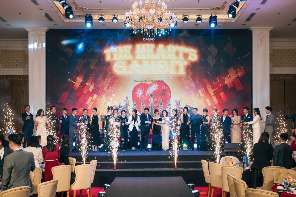 [11.2.2026] THE HEARTS GAMBIT - YEAR-END PARTY 2025